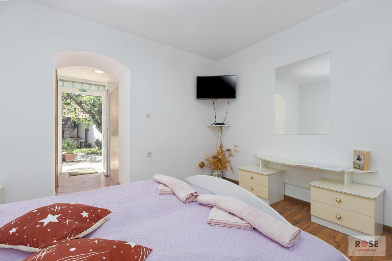 Apartment Laureta Poreč Kültér fotó