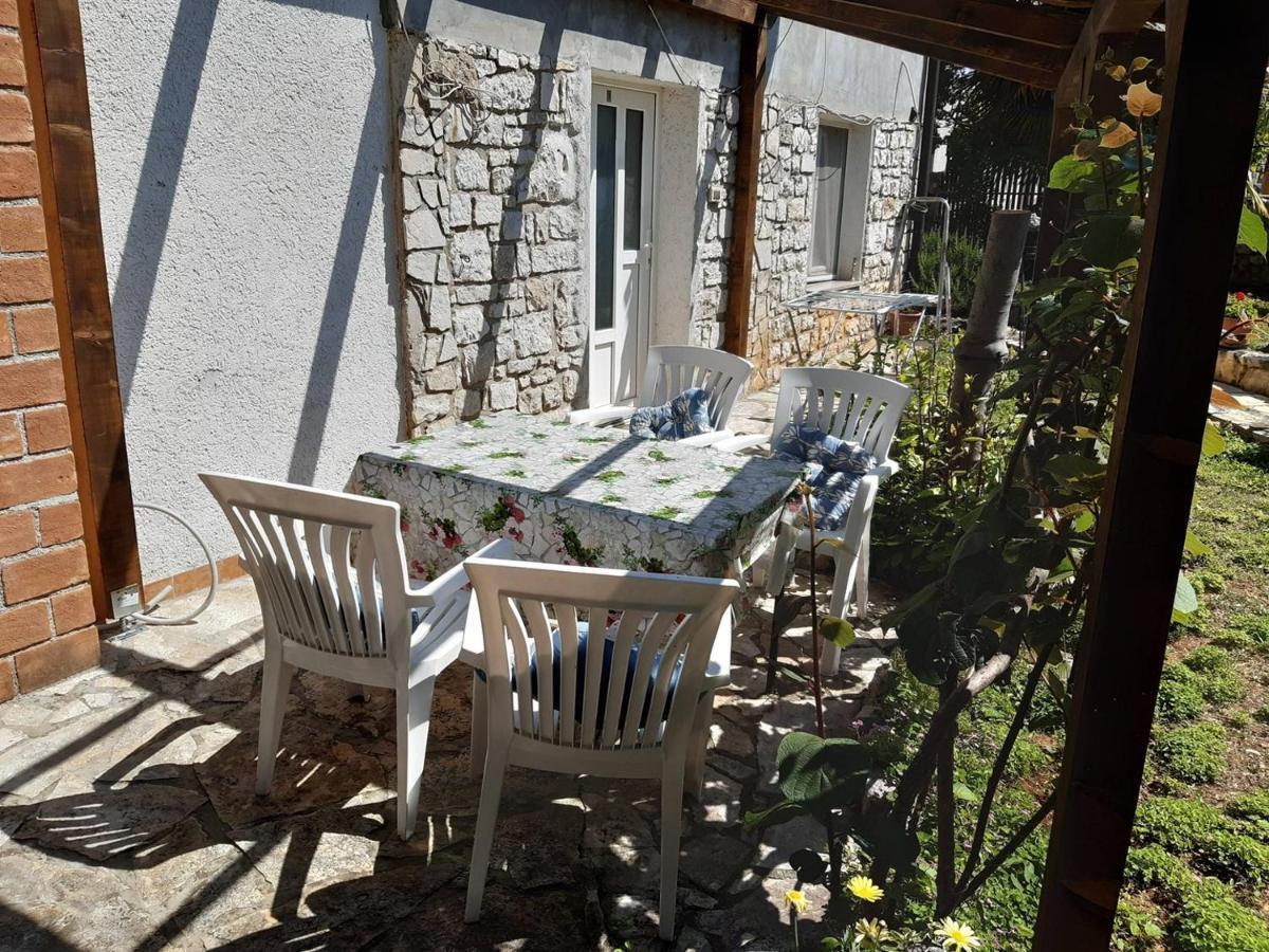 Apartment Laureta Poreč Kültér fotó